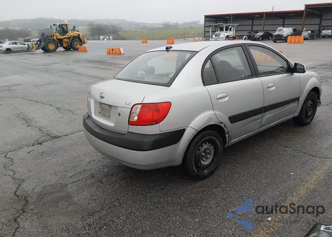 2009 Kia Rio Lx z USA, uszkodzony, nr VIN KNADE223X96440403